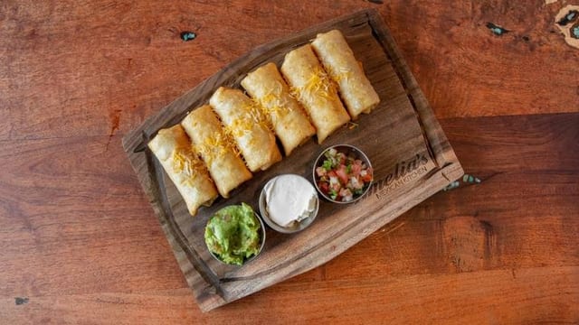 Birria Mini Chimis.